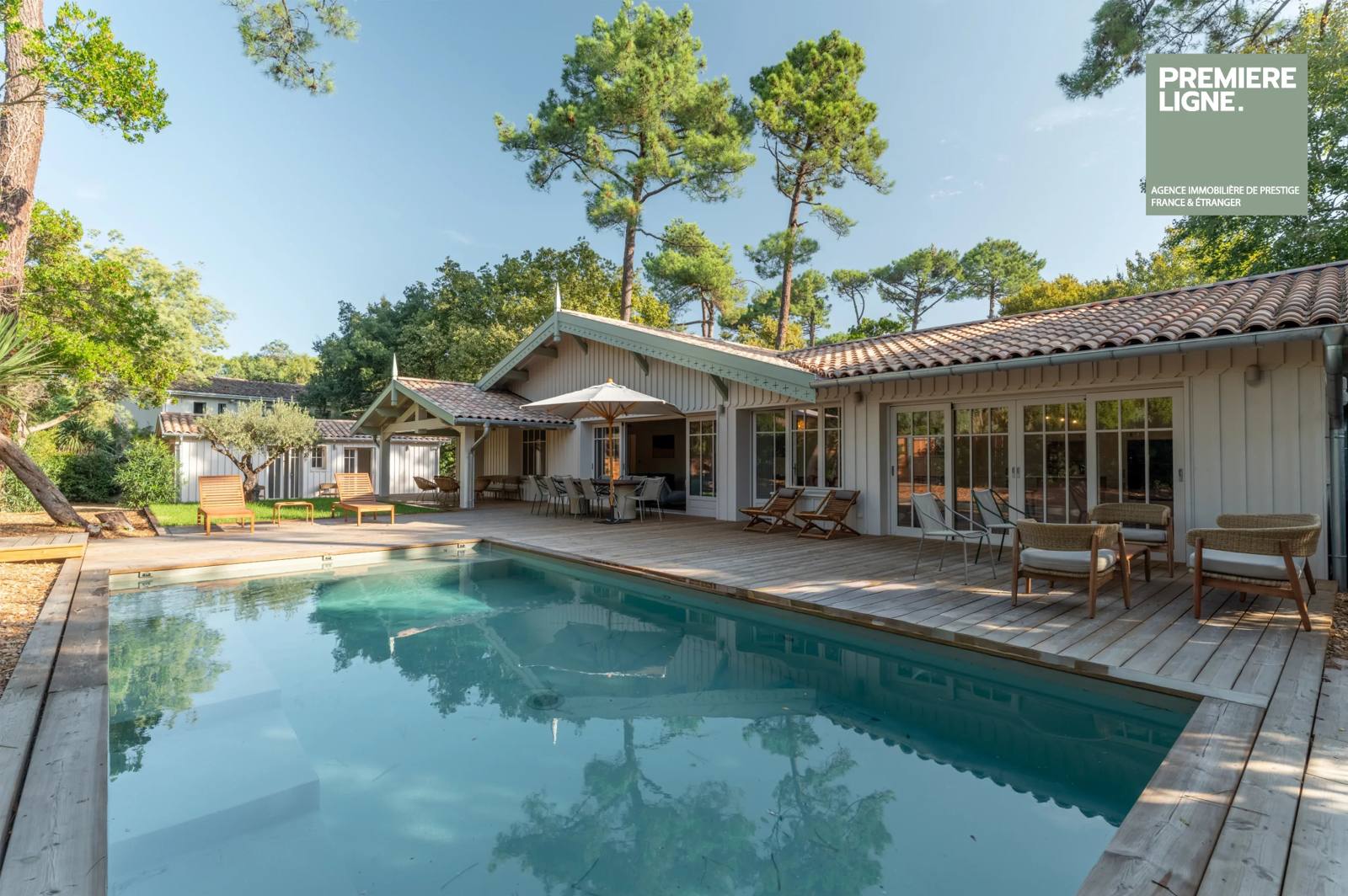 Piraillan – villa d'exception avec piscine et dépendance — photo 2