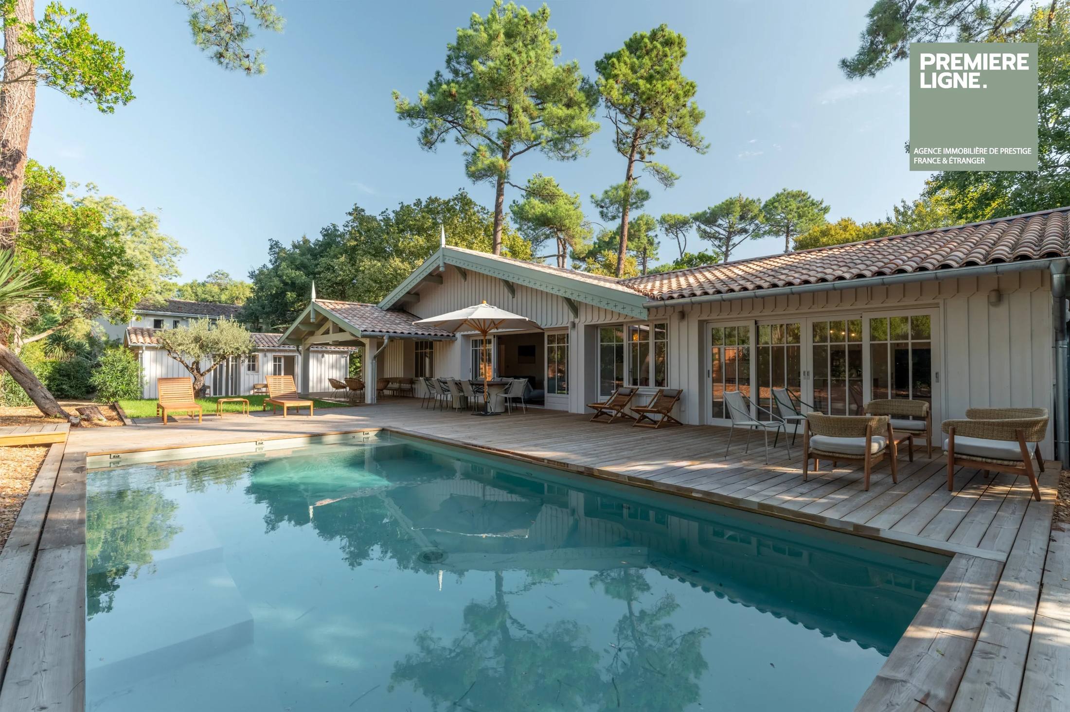 Piraillan – villa d'exception avec piscine et dépendance — photo 2